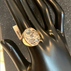 Technibond Crackled Quartz Oval Ring